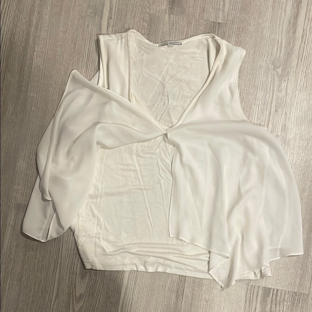 Elegant White Sleeveless Top